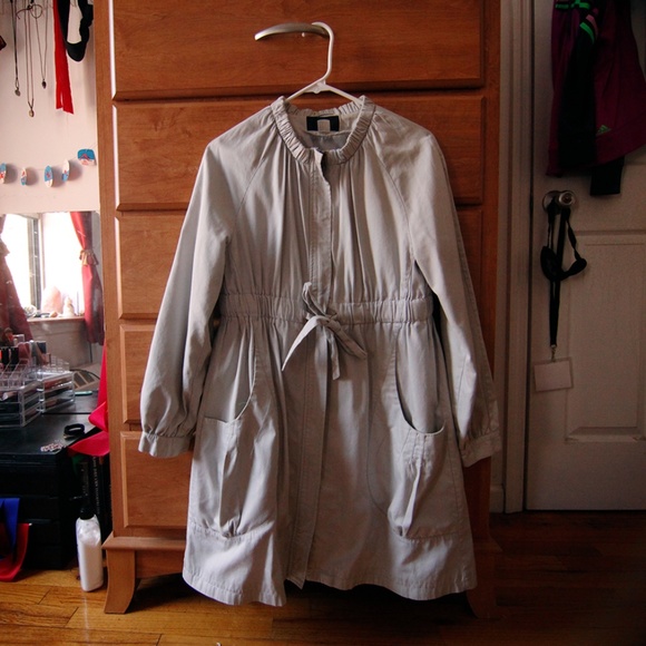 H&M Jackets & Blazers - ✨FINAL OFFER ✨ Grey H&M Tie Waist Coat